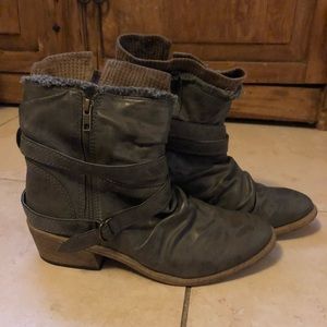 American Eagle Boots